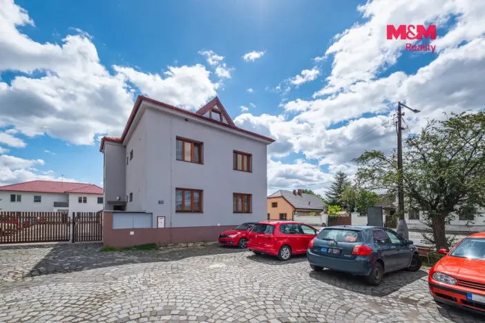 Prodej bytu 2+1, Rožďalovice, Náměstí, 61 m2