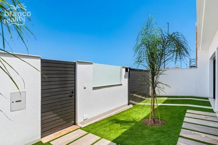 Prodej rodinného domu, Los Alcazares, Murcia, Španělsko, 109 m2