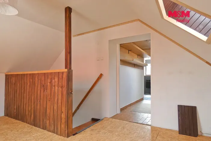 Pronájem bytu 2+1, Chotusice, 66 m2
