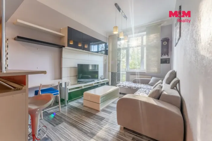 Prodej bytu 2+kk, Milovice - Mladá, Slepá, 46 m2