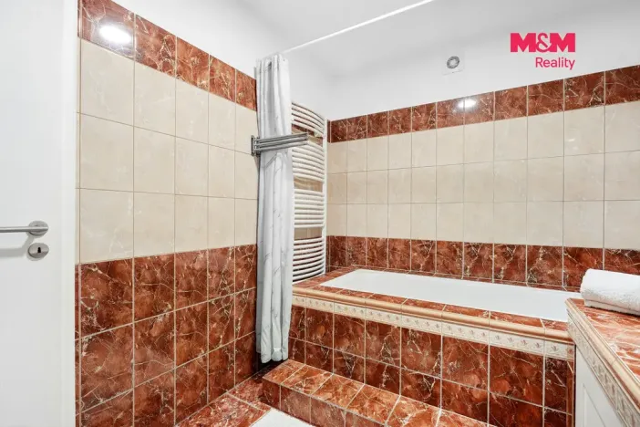 Prodej rodinného domu, Dymokury - Černá Hora, 75 m2