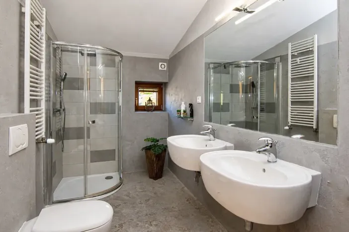 Prodej rodinného domu, Praha - Lipence, Pod Lečí, 258 m2