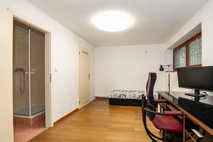 Prodej rodinného domu, Praha - Lipence, Pod Lečí, 258 m2