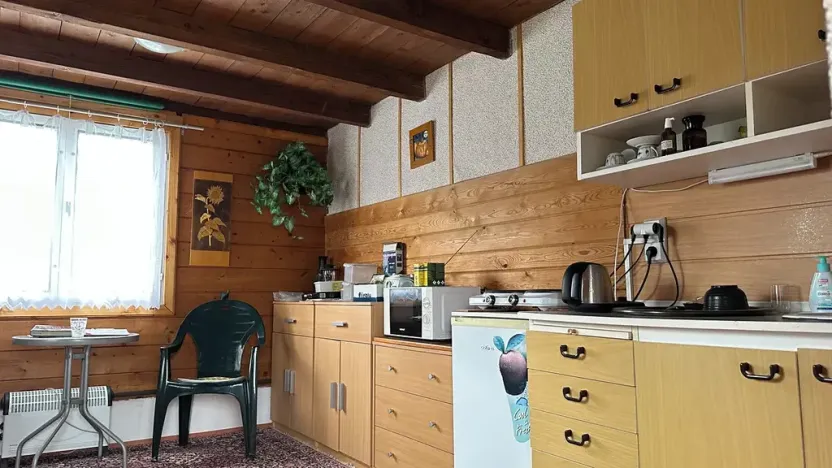 Prodej chaty, Praha - Zbraslav, Na Baních, 35 m2