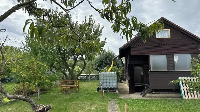 Prodej chaty, Praha - Zbraslav, Na Baních, 35 m2