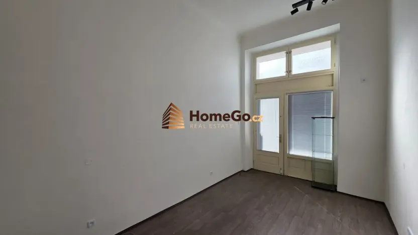 Pronájem obchodního prostoru, Praha - Vršovice, Žitomírská, 31 m2