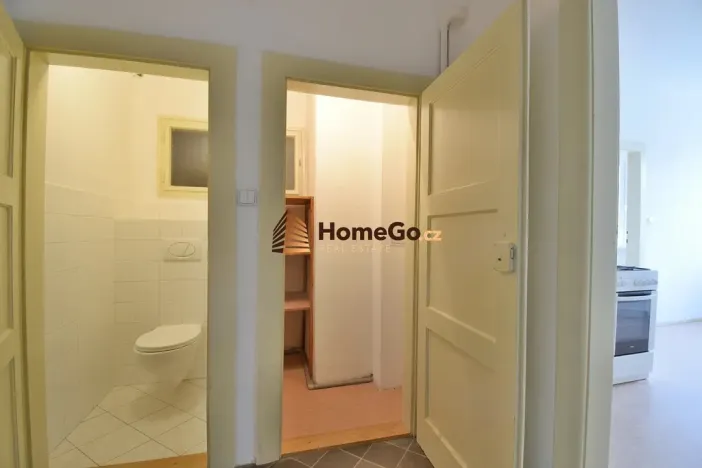 Pronájem bytu 2+kk, Praha - Nusle, Žateckých, 55 m2