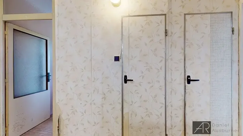 Prodej bytu 2+1, Praha - Kamýk, Šatrova, 52 m2