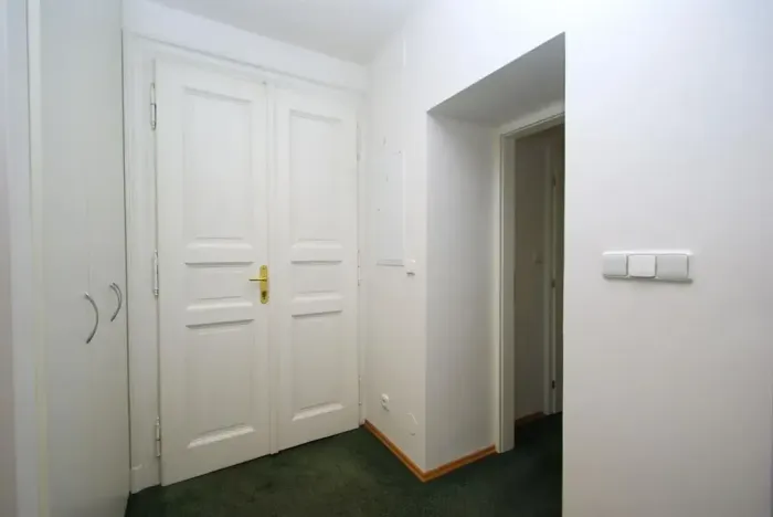 Pronájem bytu 3+kk, Praha - Nové Město, Odborů, 80 m2