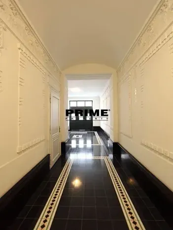 Pronájem bytu 3+1, Praha - Nové Město, Odborů, 80 m2