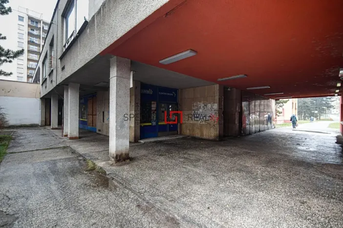 Prodej obchodního prostoru, Orlová, Masarykova třída, 1570 m2