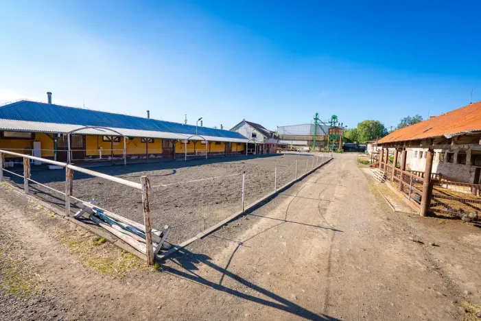 Prodej komerční, Rosice, 398 m2