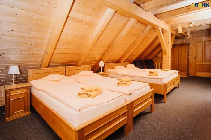 Prodej restaurace, Deštné v Orlických horách, 751 m2