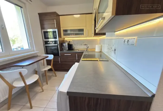Prodej bytu 3+1, Karviná, Majakovského, 80 m2