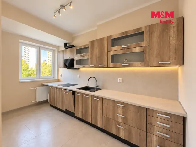 Prodej bytu 2+kk, Praha, Patočkova, 56 m2