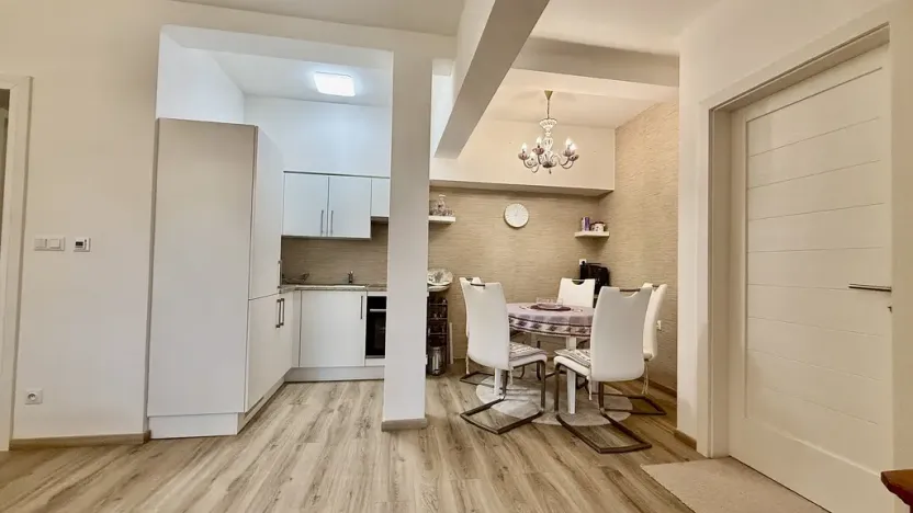 Pronájem bytu 2+kk, Ostrava - Moravská Ostrava, Preslova, 65 m2