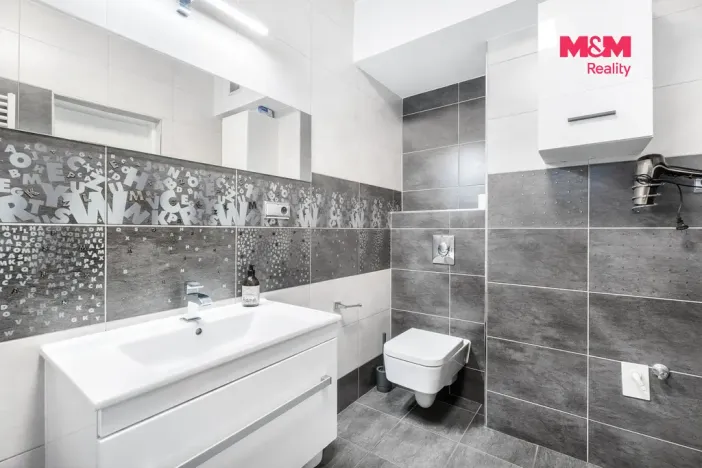 Prodej rodinného domu, Tanvald, Poštovní, 179 m2