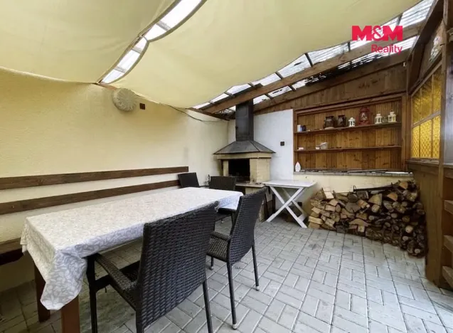 Prodej rodinného domu, Bochov, Okružní, 340 m2