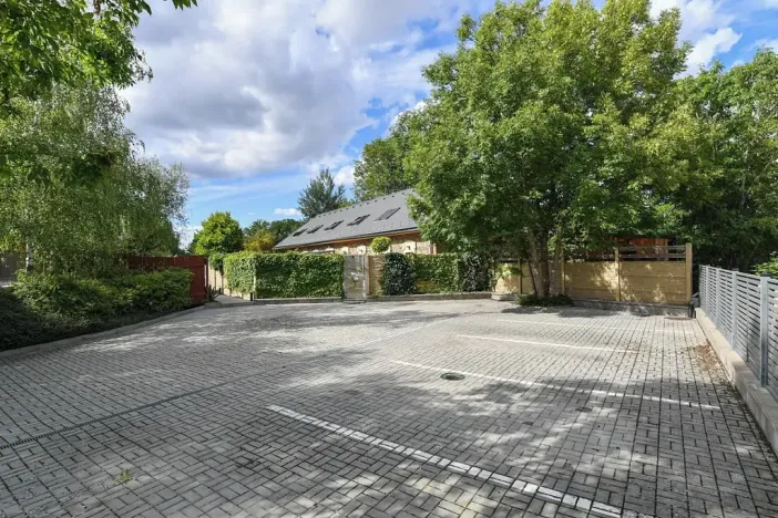 Prodej rodinného domu, Praha - Benice, Na koupaliště, 144 m2