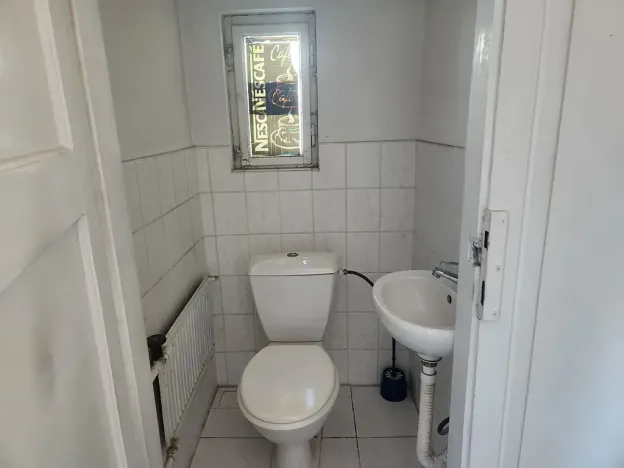 Prodej rodinného domu, Dubí, 302 m2