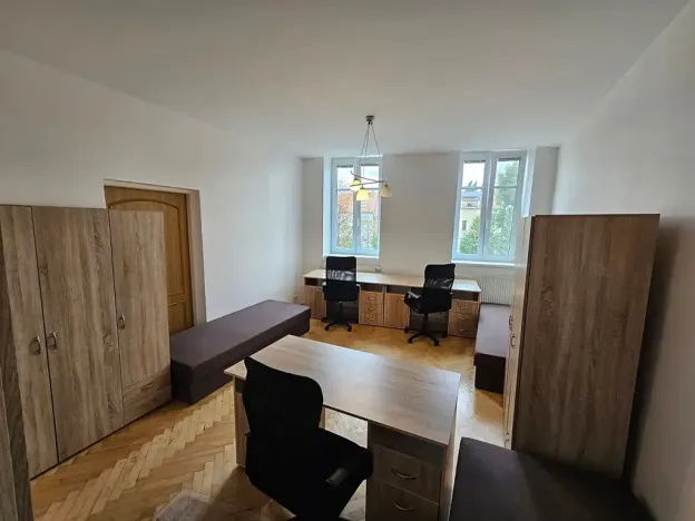 Pronájem pokoje, Brno, Plotní, 120 m2