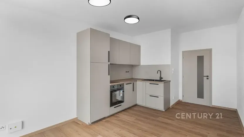Pronájem bytu 1+kk, Milovice, 29 m2