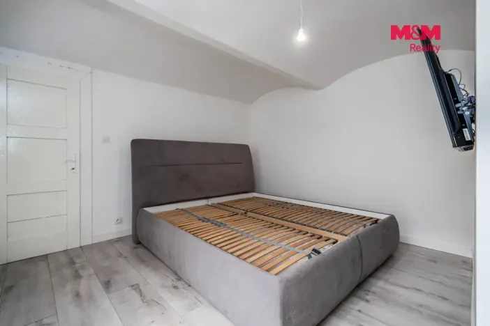 Prodej chalupy, Lužná, Masarykovo nám., 165 m2