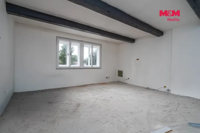 Prodej chalupy, Lužná, Masarykovo nám., 165 m2