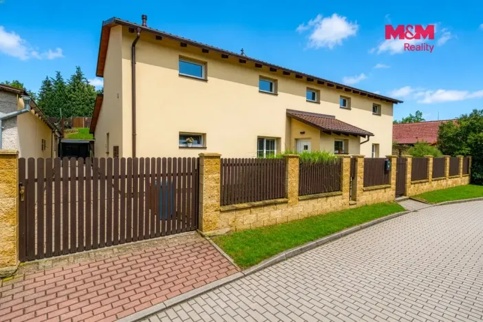 Prodej rodinného domu, Mratín, V Poustkách, 168 m2