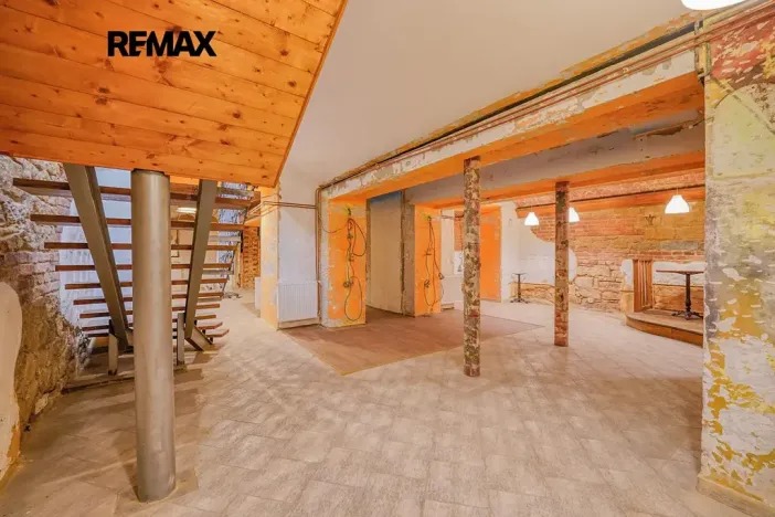 Pronájem restaurace, Plzeň, Bedřicha Smetany, 312 m2