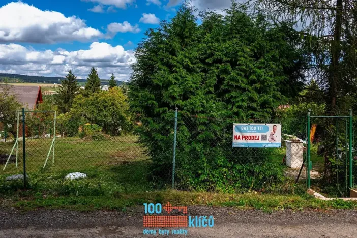 Prodej pozemku pro bydlení, Mníšek pod Brdy, 679 m2