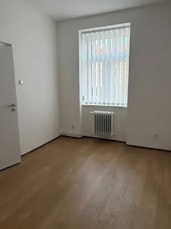 Pronájem kanceláře, Praha - Žižkov, Prokopova, 98 m2