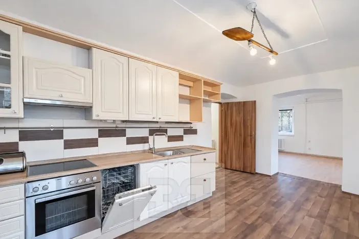 Pronájem bytu 3+1, Tuchoměřice, 70 m2