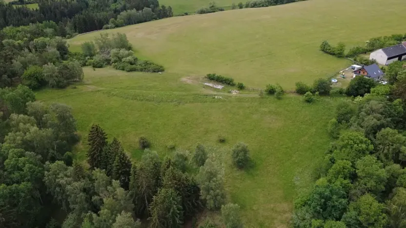 Prodej pozemku pro bydlení, Planá, 2215 m2