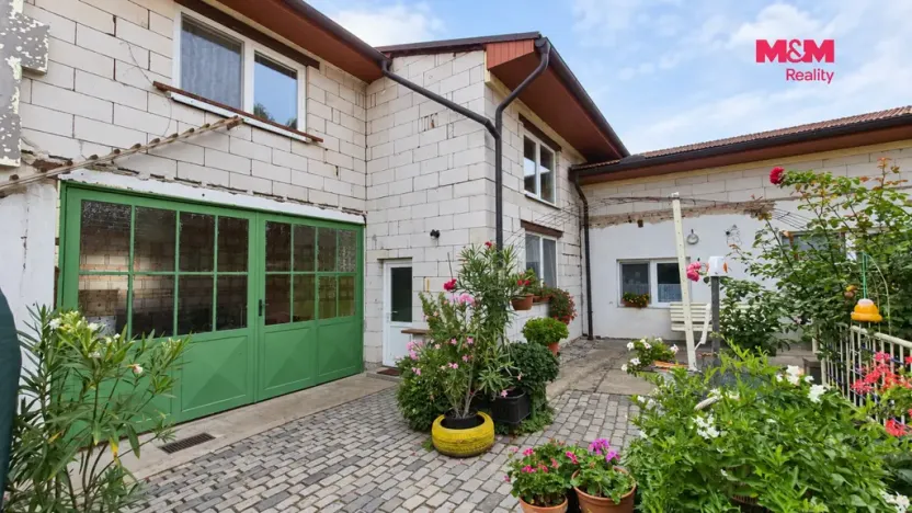 Prodej rodinného domu, Mutěnice, Polní, 235 m2