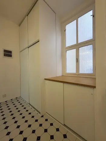Pronájem bytu 2+kk, Praha - Žižkov, Křišťanova, 58 m2