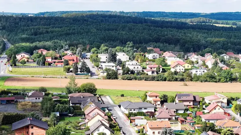 Prodej pozemku pro bydlení, Kozojedy, Oblouková, 658 m2