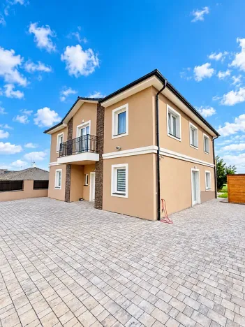 Prodej rodinného domu, Líbeznice, Nedvědova, 335 m2