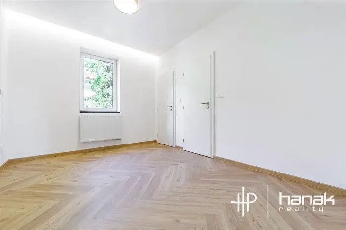 Pronájem bytu 2+kk, Olomouc, Tolstého, 51 m2