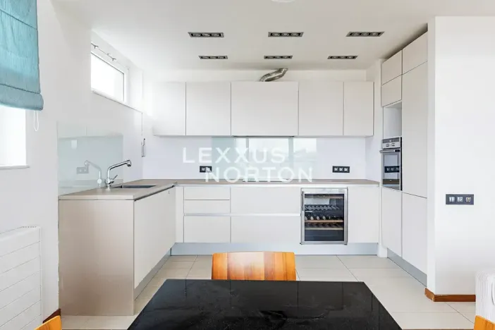 Pronájem bytu 3+kk, Praha - Vinohrady, Italská, 99 m2