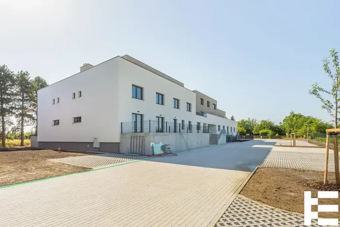 Prodej bytu 2+kk, Praha - Satalice, Za Novákovou zahradou, 36 m2