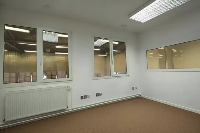 Pronájem výrobních prostor, Brno, Bohunická, 880 m2