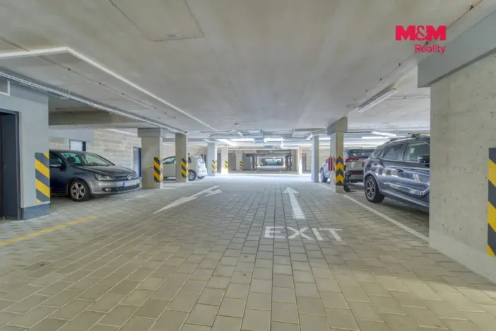 Prodej bytu 1+kk, Praha - Prosek, Čakovická, 27 m2