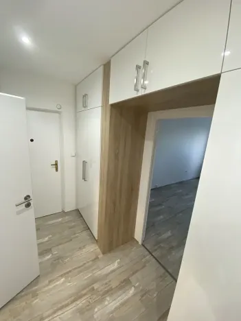 Pronájem bytu 2+1, Uherské Hradiště, Průmyslová, 56 m2