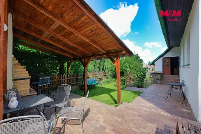 Prodej rodinného domu, Buková, 172 m2