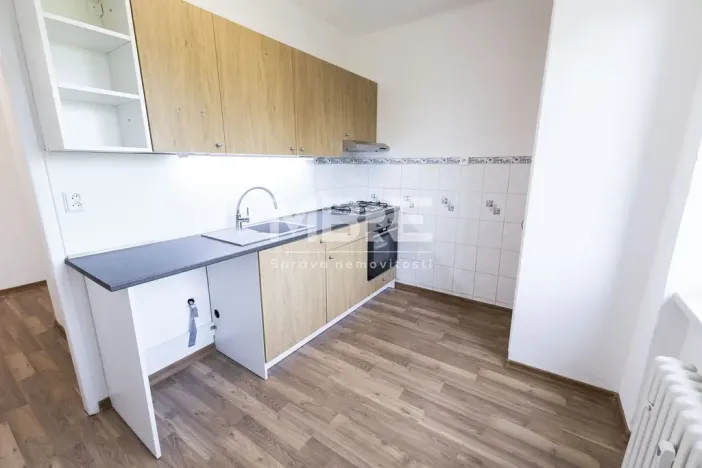 Pronájem bytu 2+1, Karviná - Fryštát, Nádražní, 52 m2