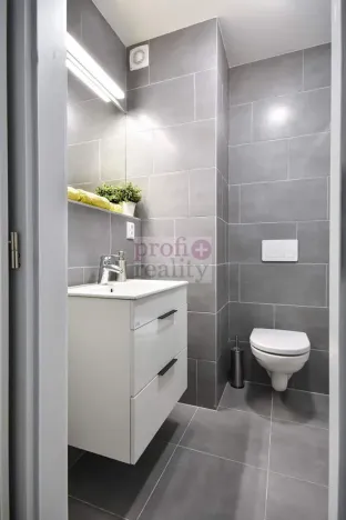 Pronájem bytu 1+kk, Zlín, třída Tomáše Bati, 25 m2