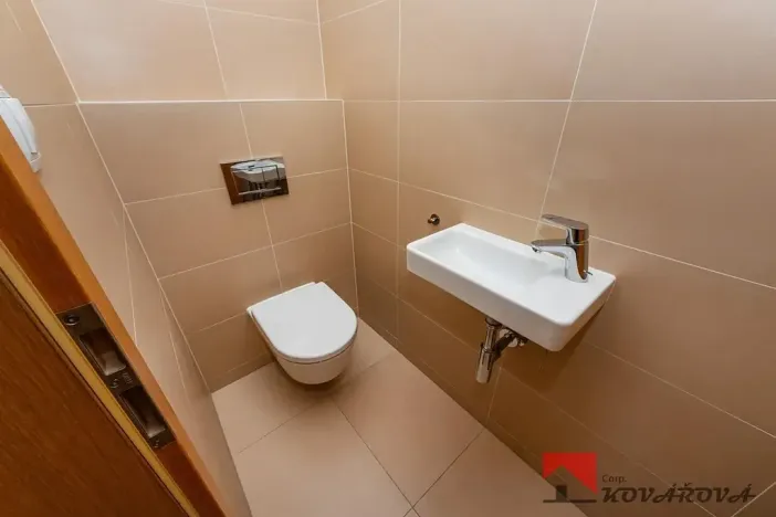 Prodej bytu 3+kk, Praha - Modřany, Provázkova, 95 m2