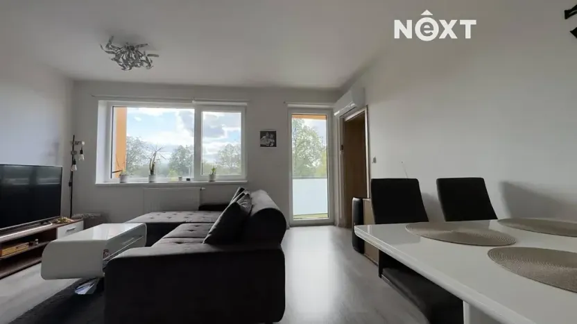 Pronájem bytu 3+kk, České Budějovice, Stradonická, 69 m2