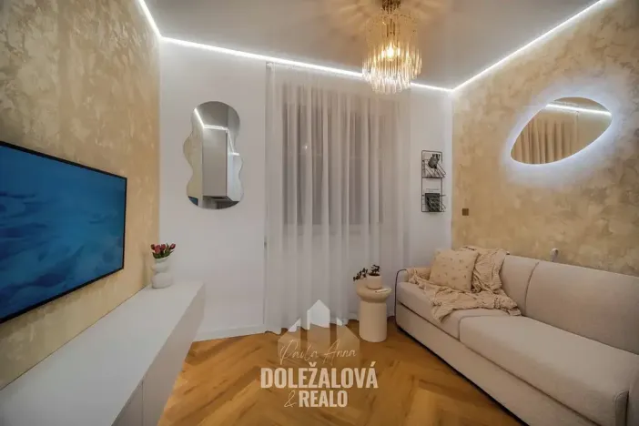 Prodej bytu 1+kk, Praha - Strašnice, Kralická, 25 m2